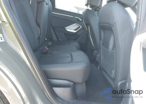 2025 Audi Q3 Premium 45 Tfsi S Line Quattro Tiptronic z USA, uszkodzony, nr VIN WA1DECF38S1059441